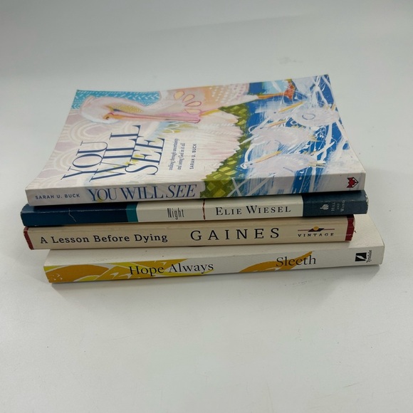 Set of Four Inspirational Books - Picture 2 of 3